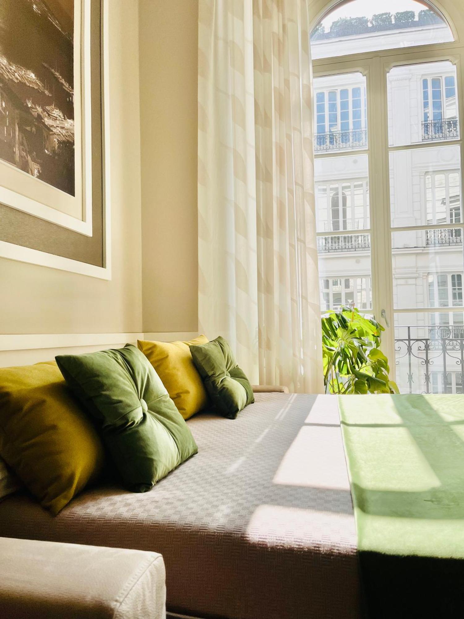 Piazza Amore Napoli Luxury Apartment Nel Cuore Di Napoli Exterior photo